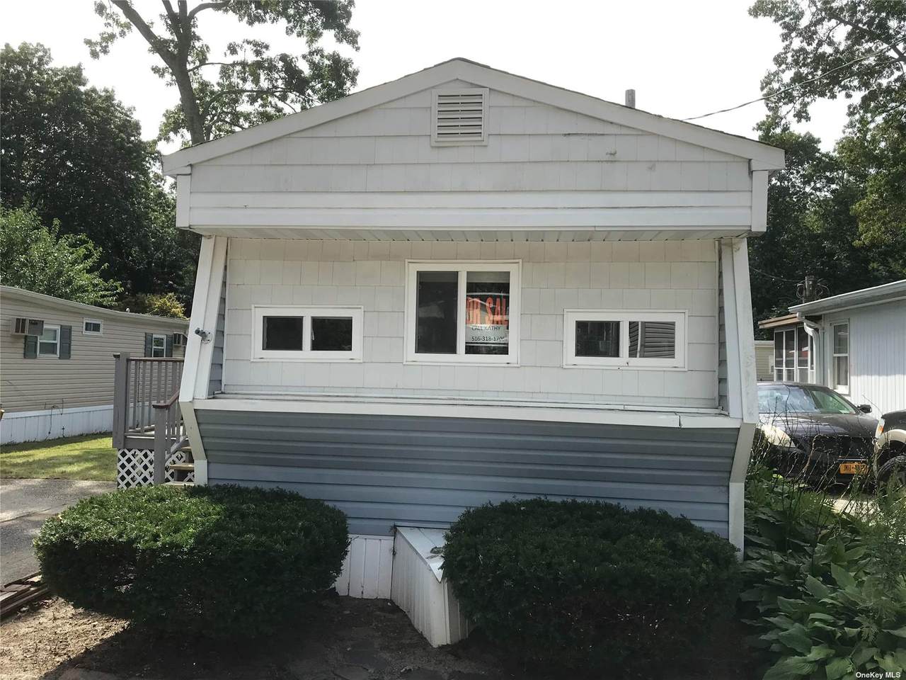 658-B17 Sound Avenue - Photo 1