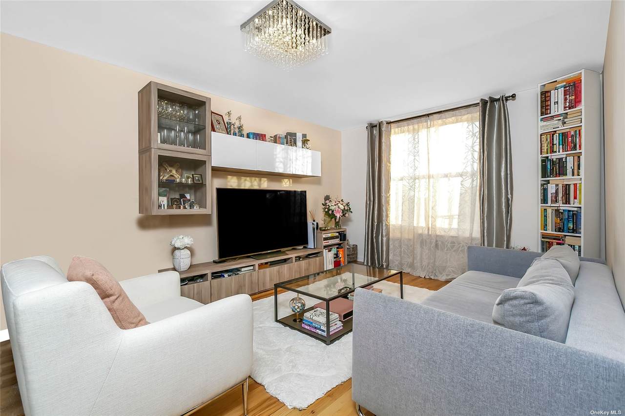 67-50 Thornton Pl - Photo 1