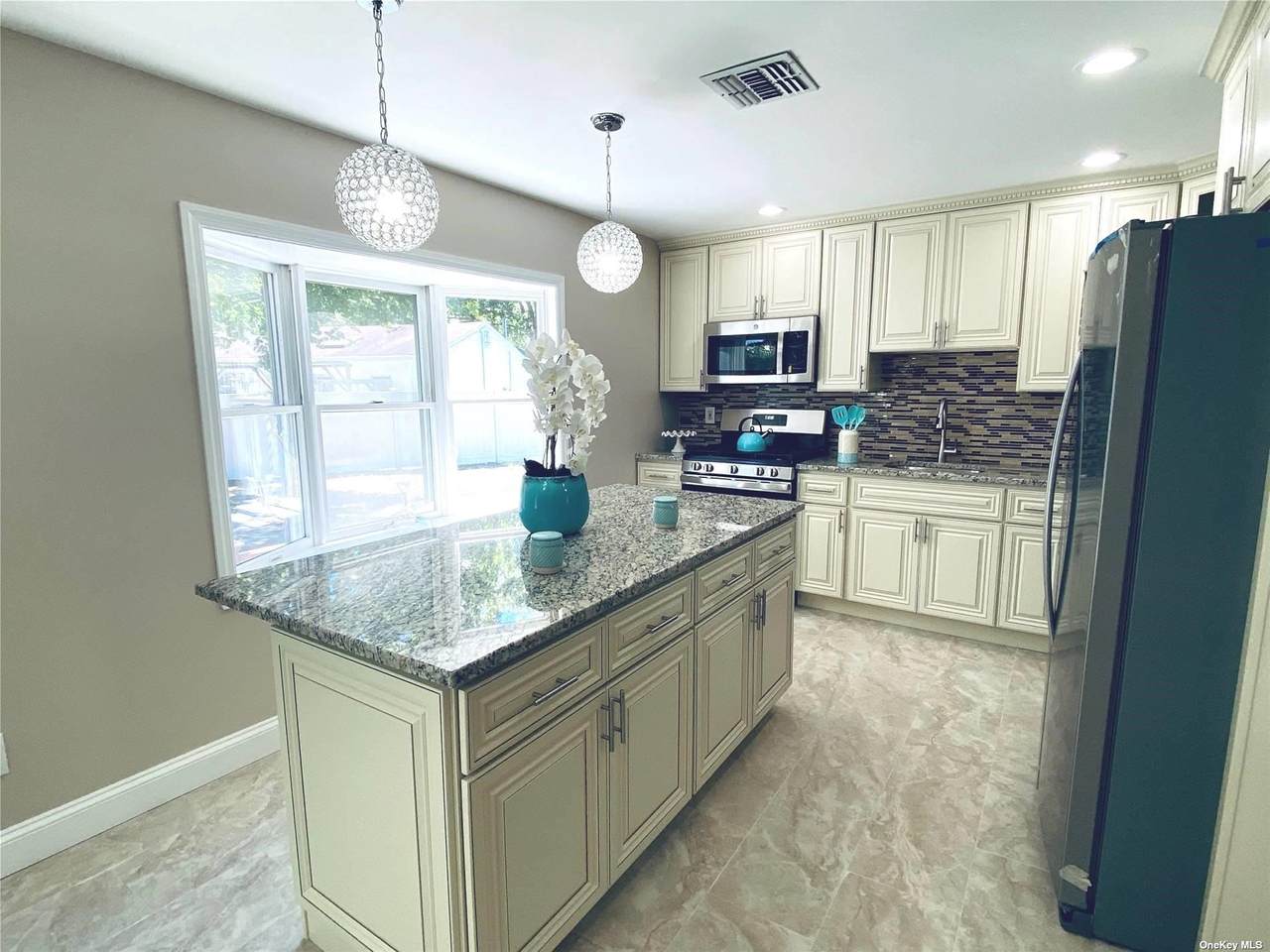 25 Stewart Circle - Photo 1