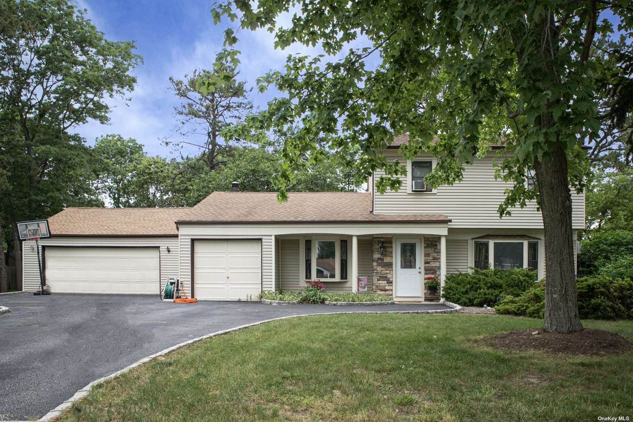 4 Edna Lane - Photo 1
