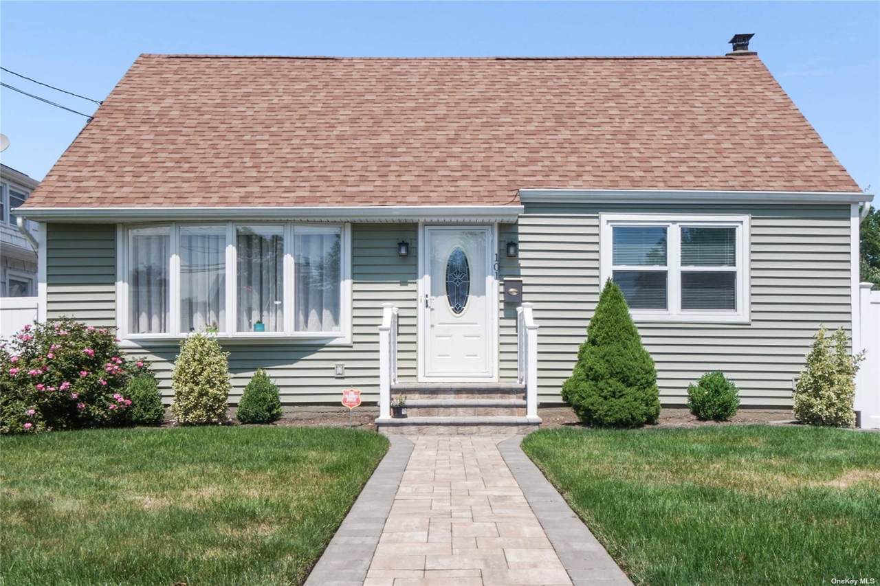 101 Walton Avenue - Photo 1