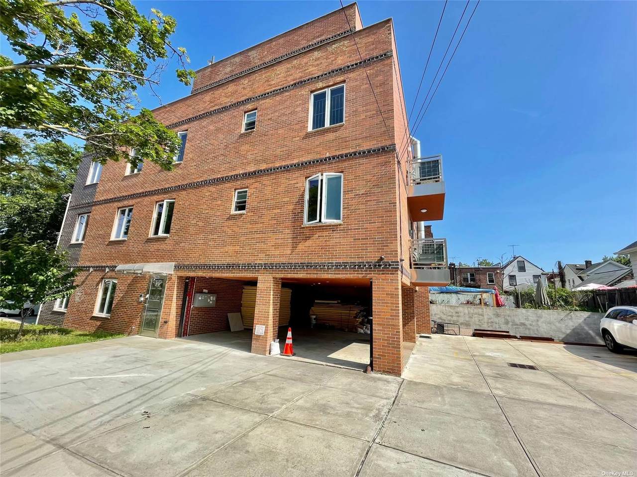 54-02 Junction Boulevard - Photo 1