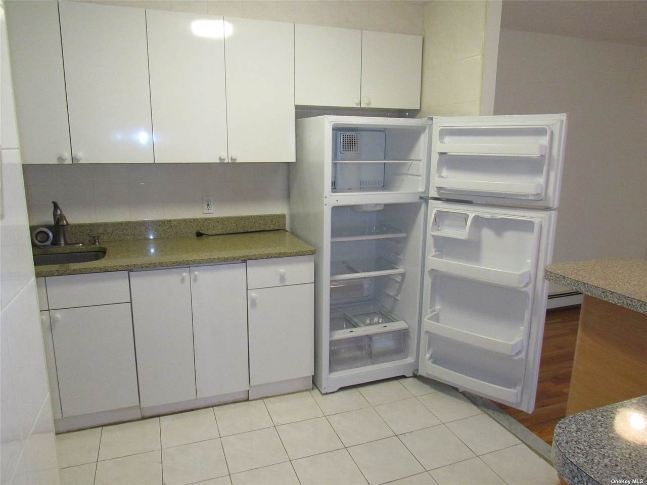 112 15 75 Avenue - Photo 1