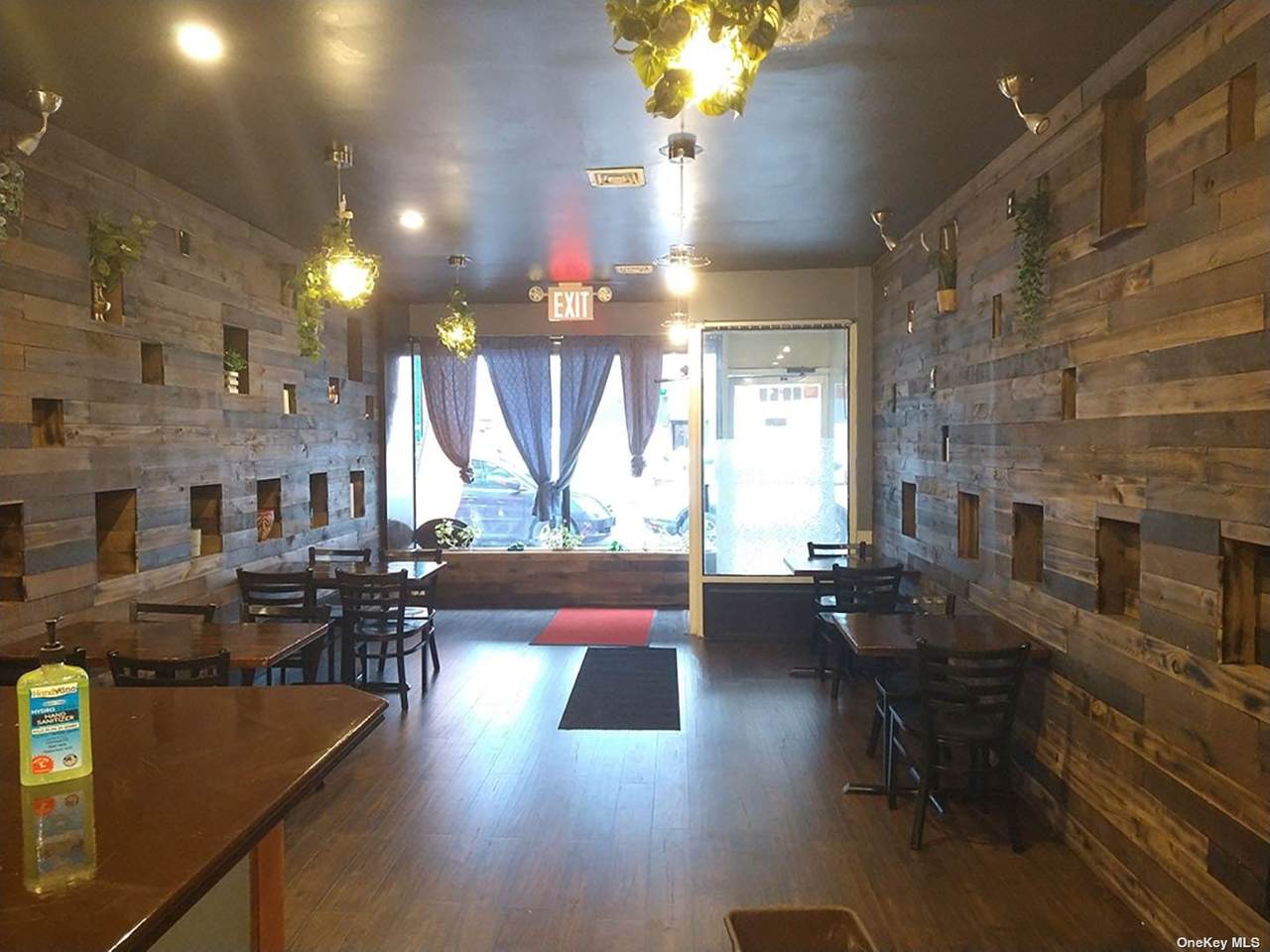 65-14 Roosevelt Avenue - Photo 1