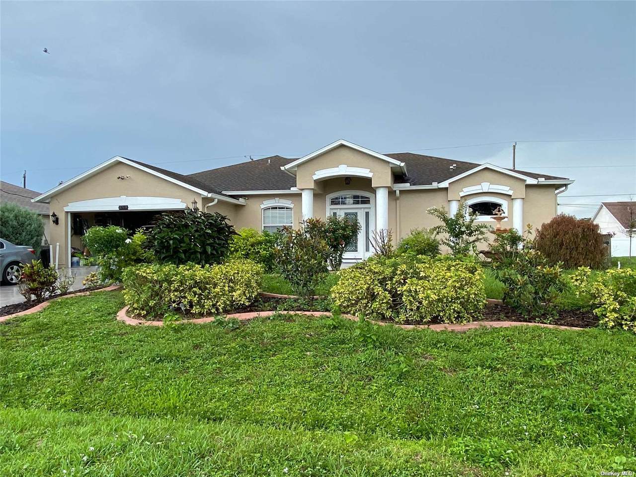 1709 Finch Ln - Photo 1
