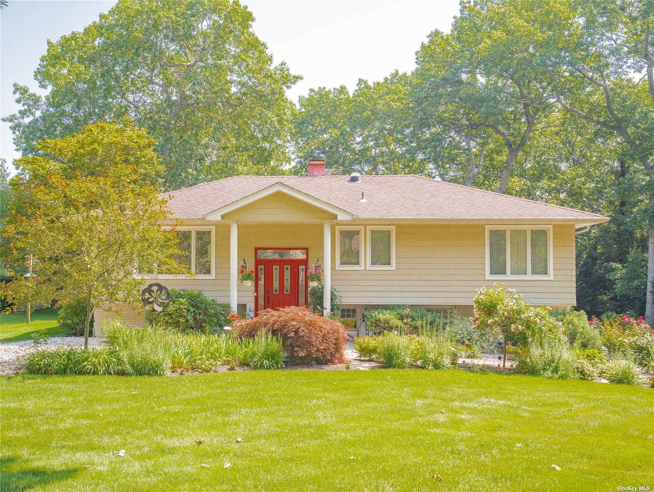 10 Hickory Hill Road - Photo 1