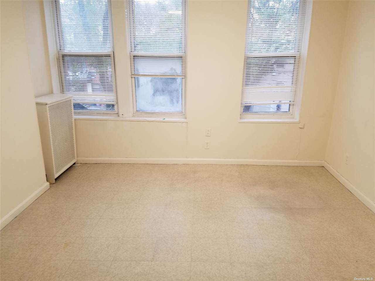 149-18 41 Avenue - Photo 1