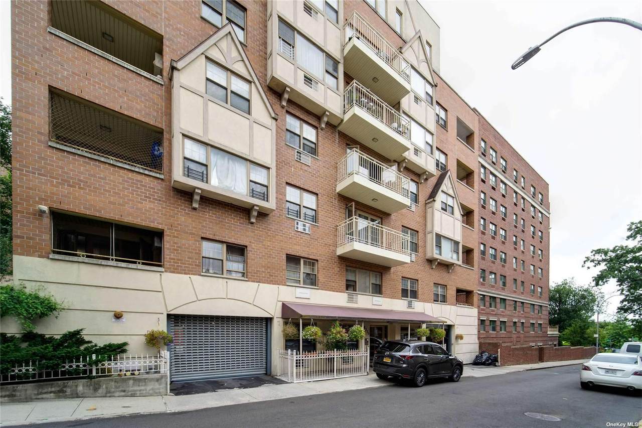 83-75 117th Street - Photo 1