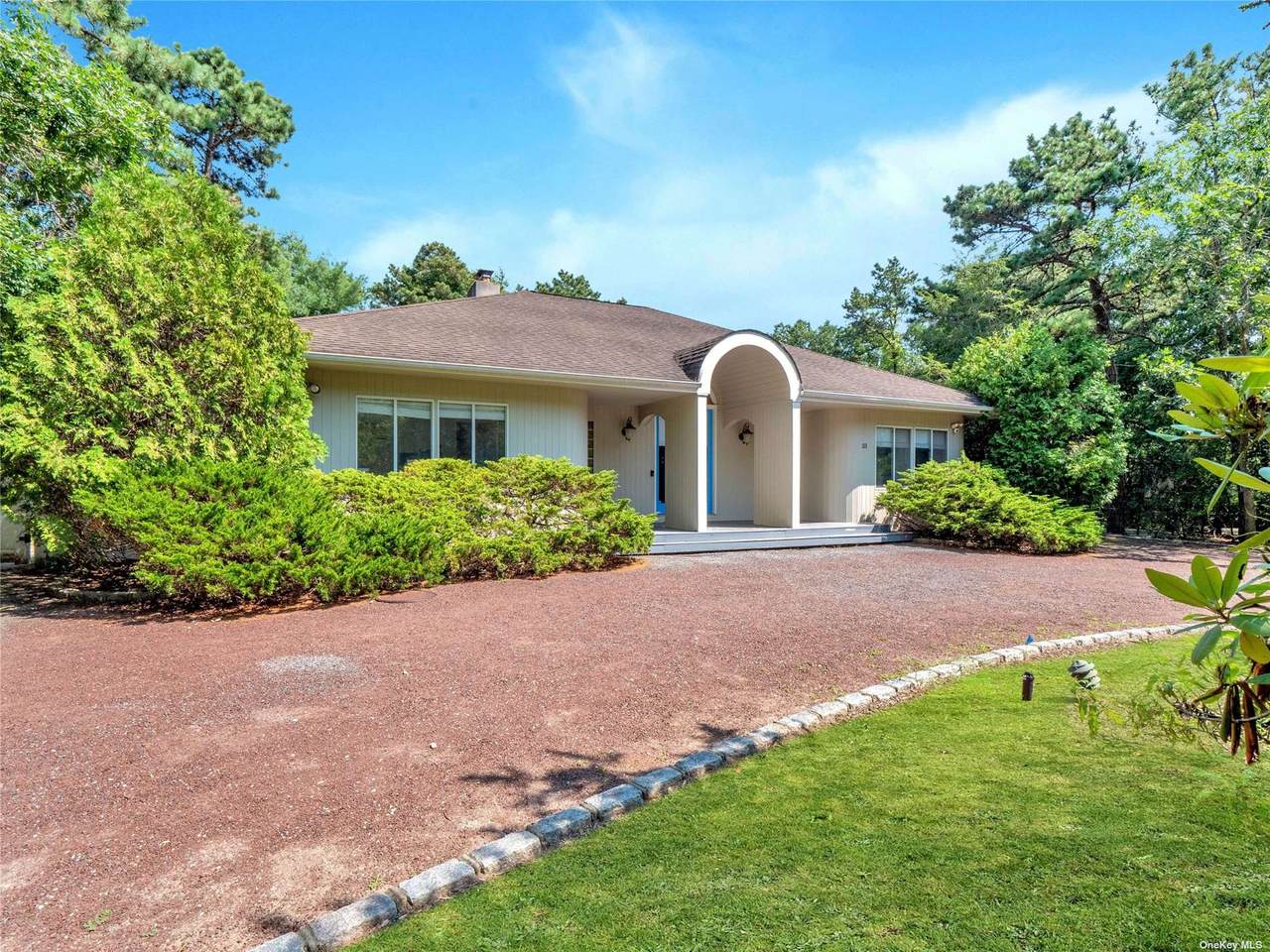 33 Peacock Path - Photo 1