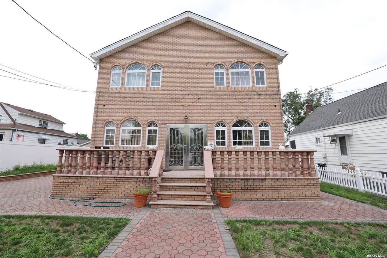 15 Gregory Street - Photo 1