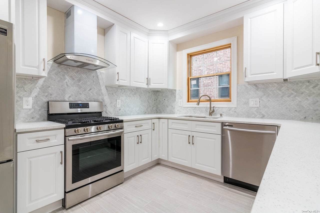 84-31 Beverly Road - Photo 1