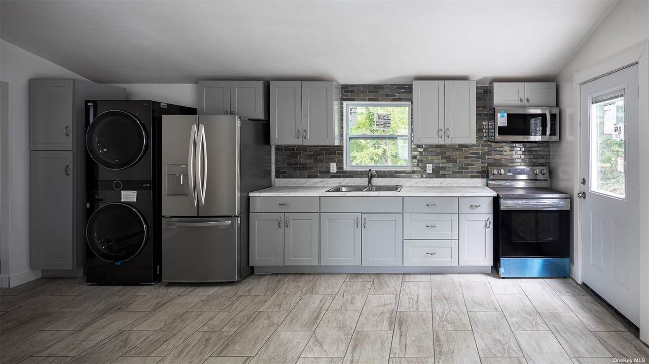 306 Orchid Drive - Photo 1