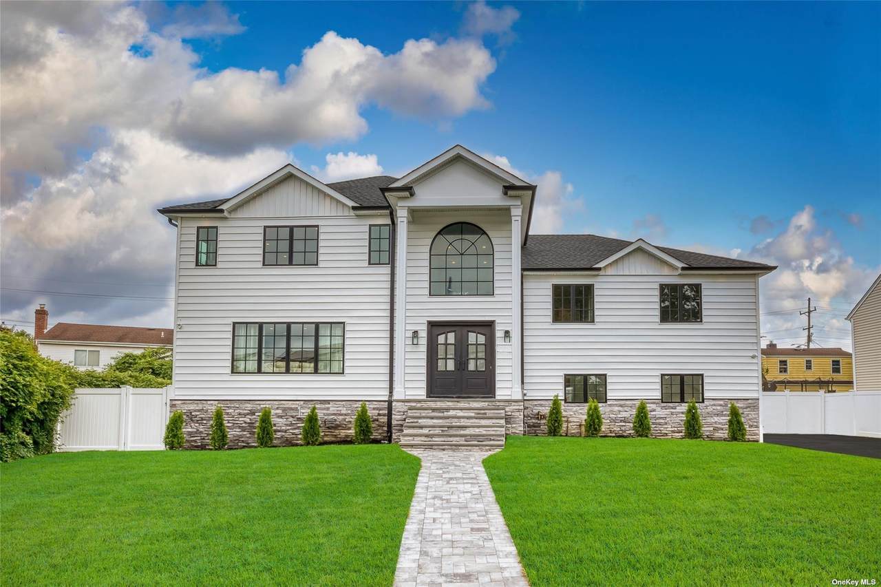 334 Dennis Street - Photo 1