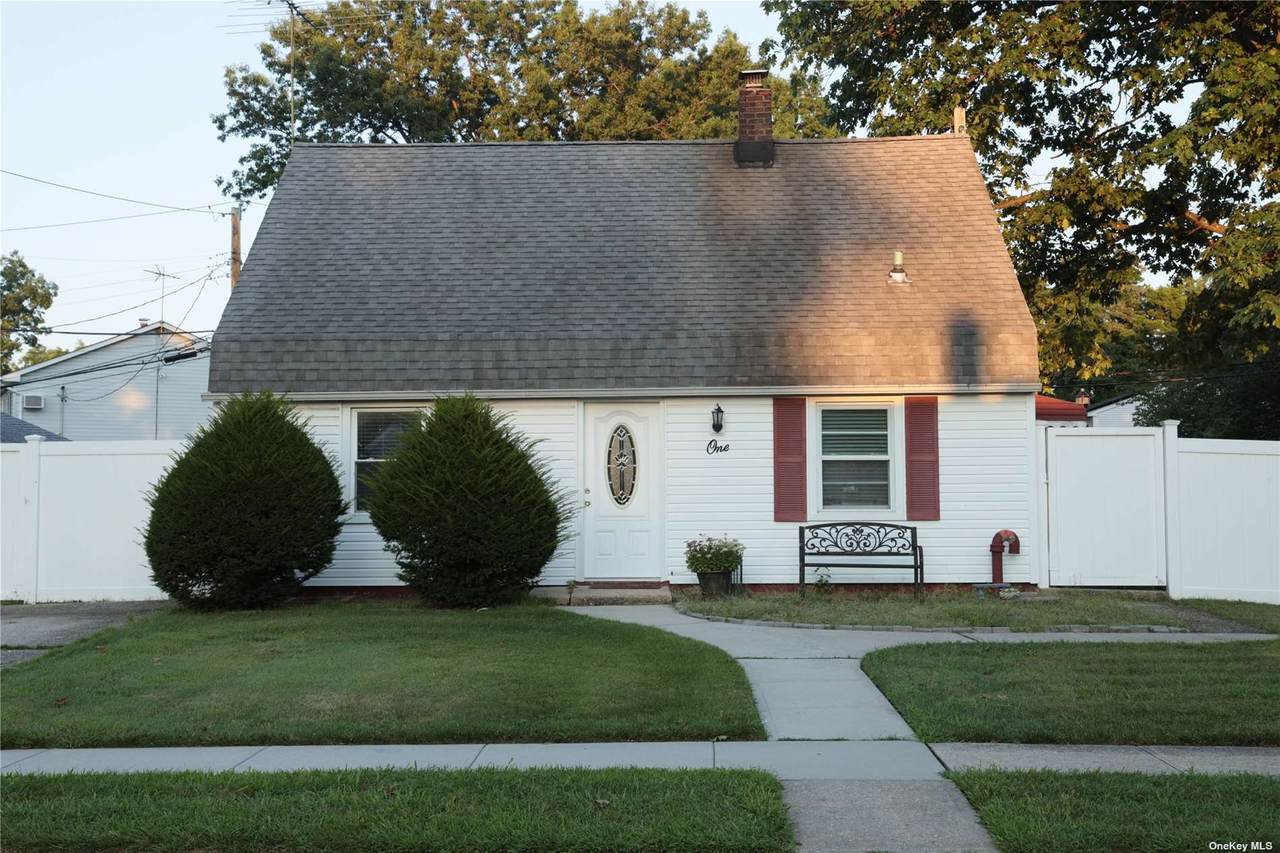 1 Heather Lane - Photo 1