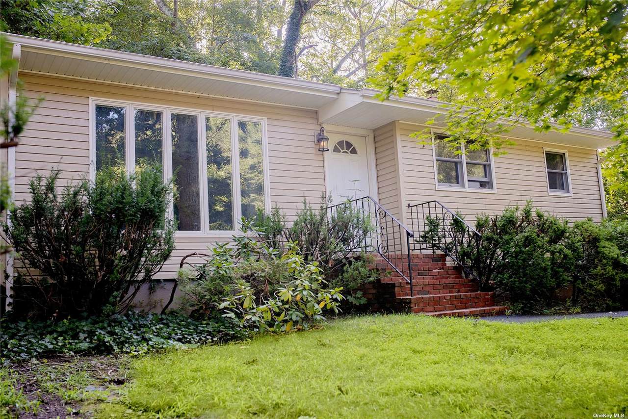 9 Forest Avenue - Photo 1