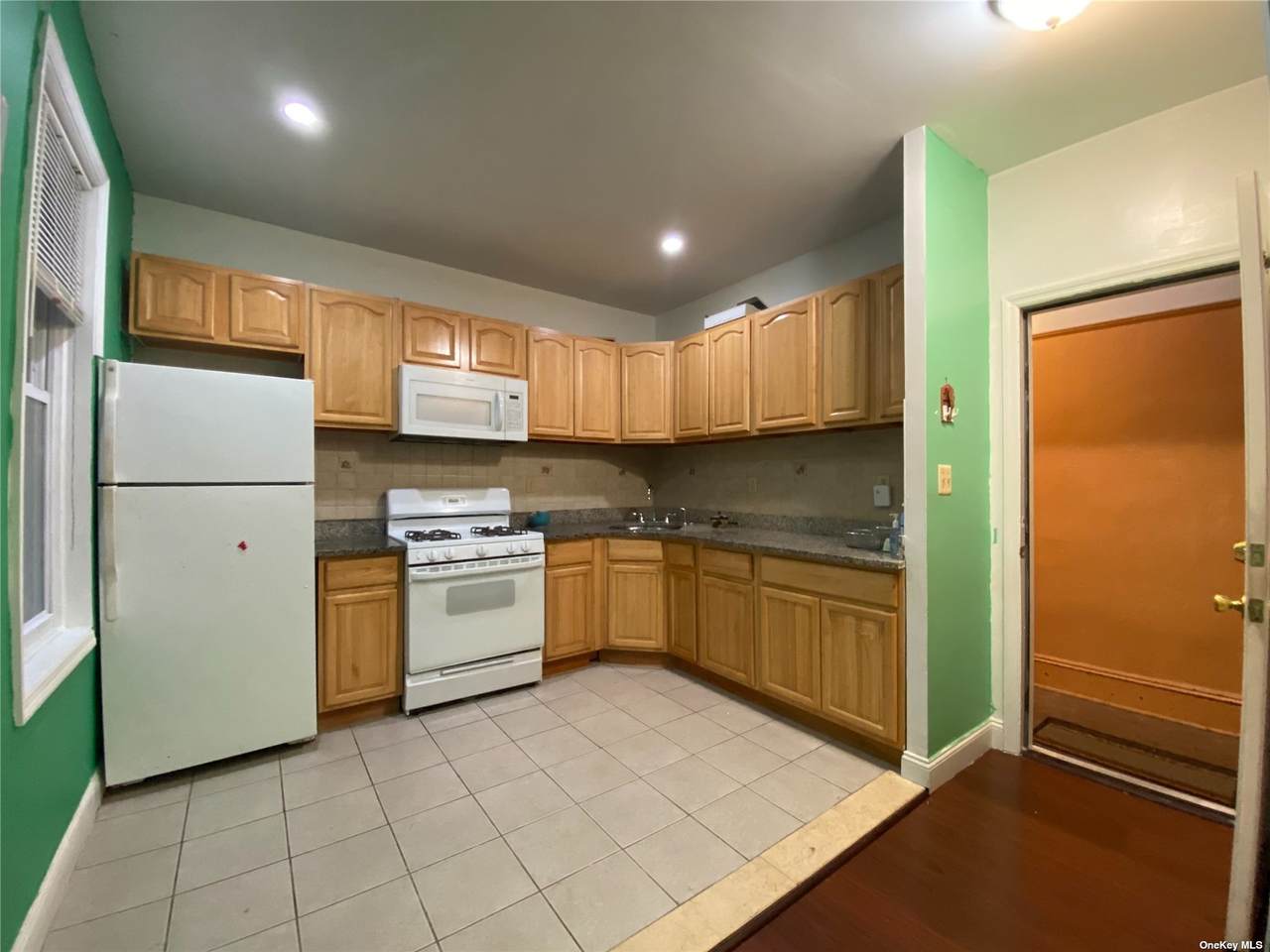 88-05 82 Avenue - Photo 1