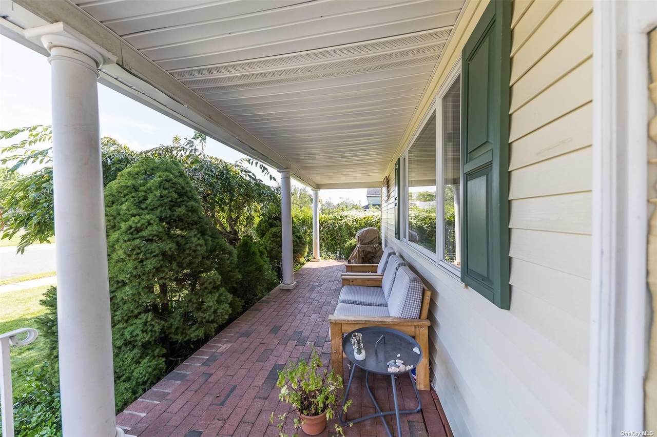 138 Forest Avenue - Photo 1