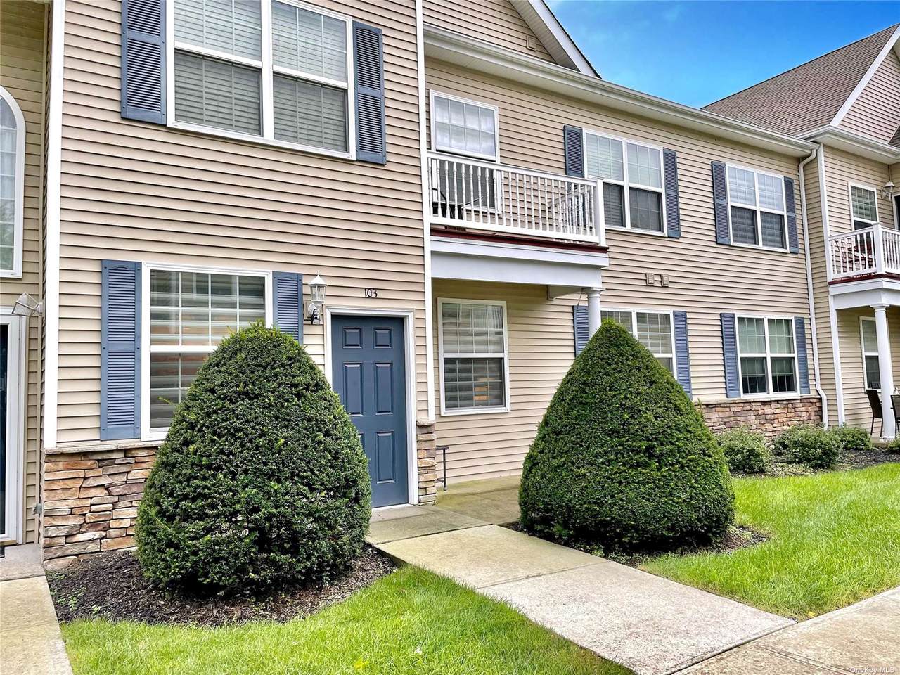 103 Lennox Drive - Photo 1