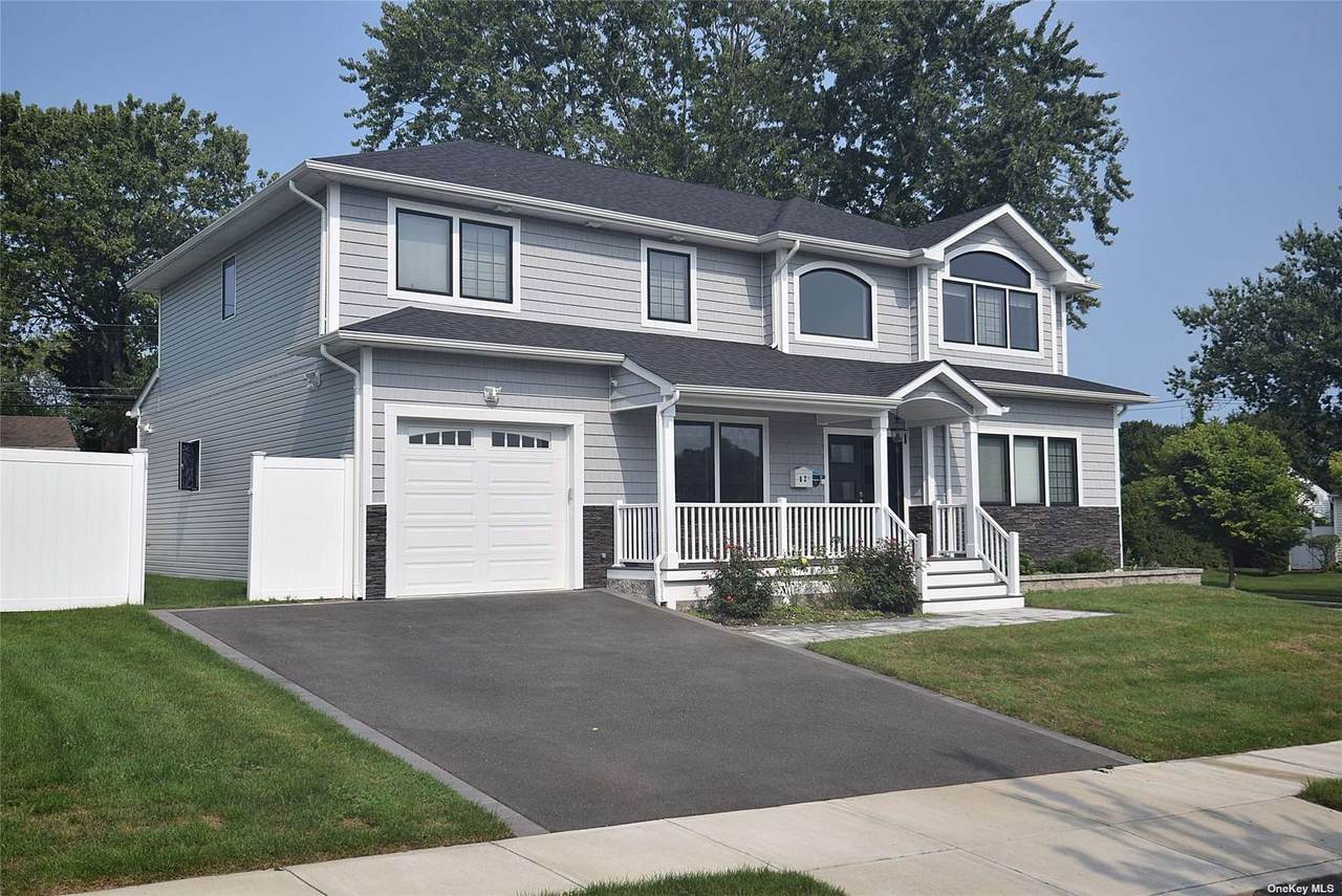 2 Lillian Lane - Photo 1