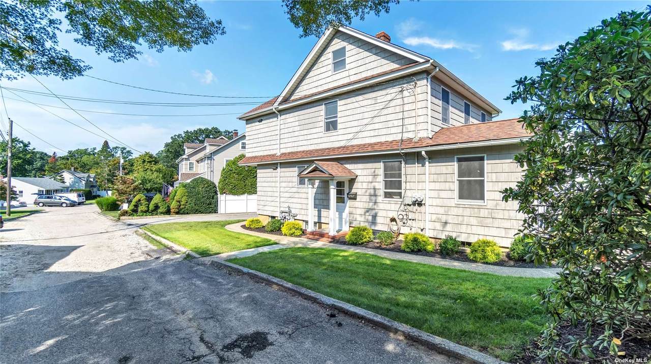 40 Perry Avenue - Photo 1
