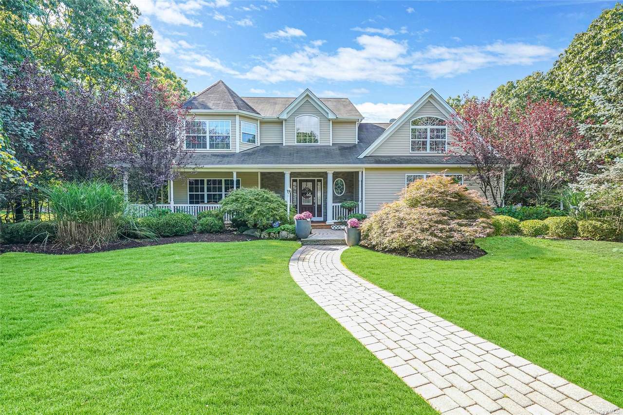 176 Country Road - Photo 1