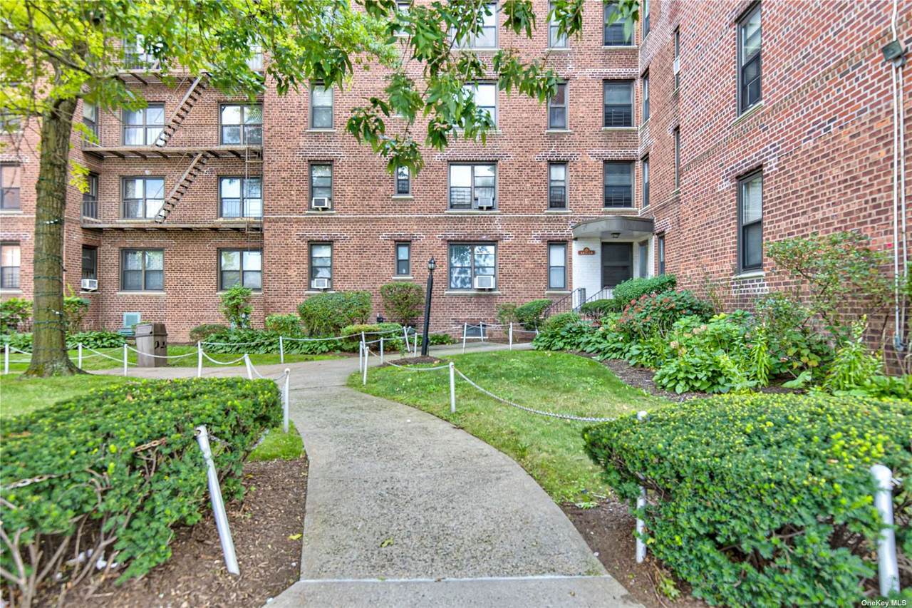 112-24 Northern Boulevard - Photo 1