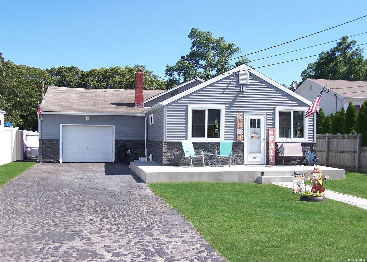 21 Sorrel Drive - Photo 1