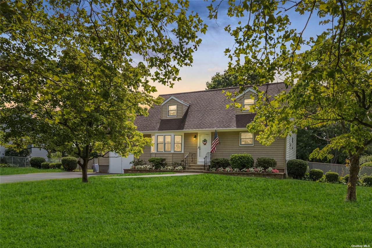 400 Clay Pitts Road - Photo 1