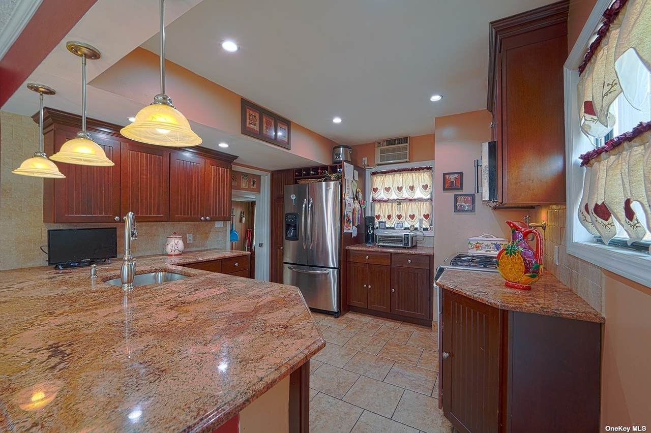 29-31 159th Street - Photo 1