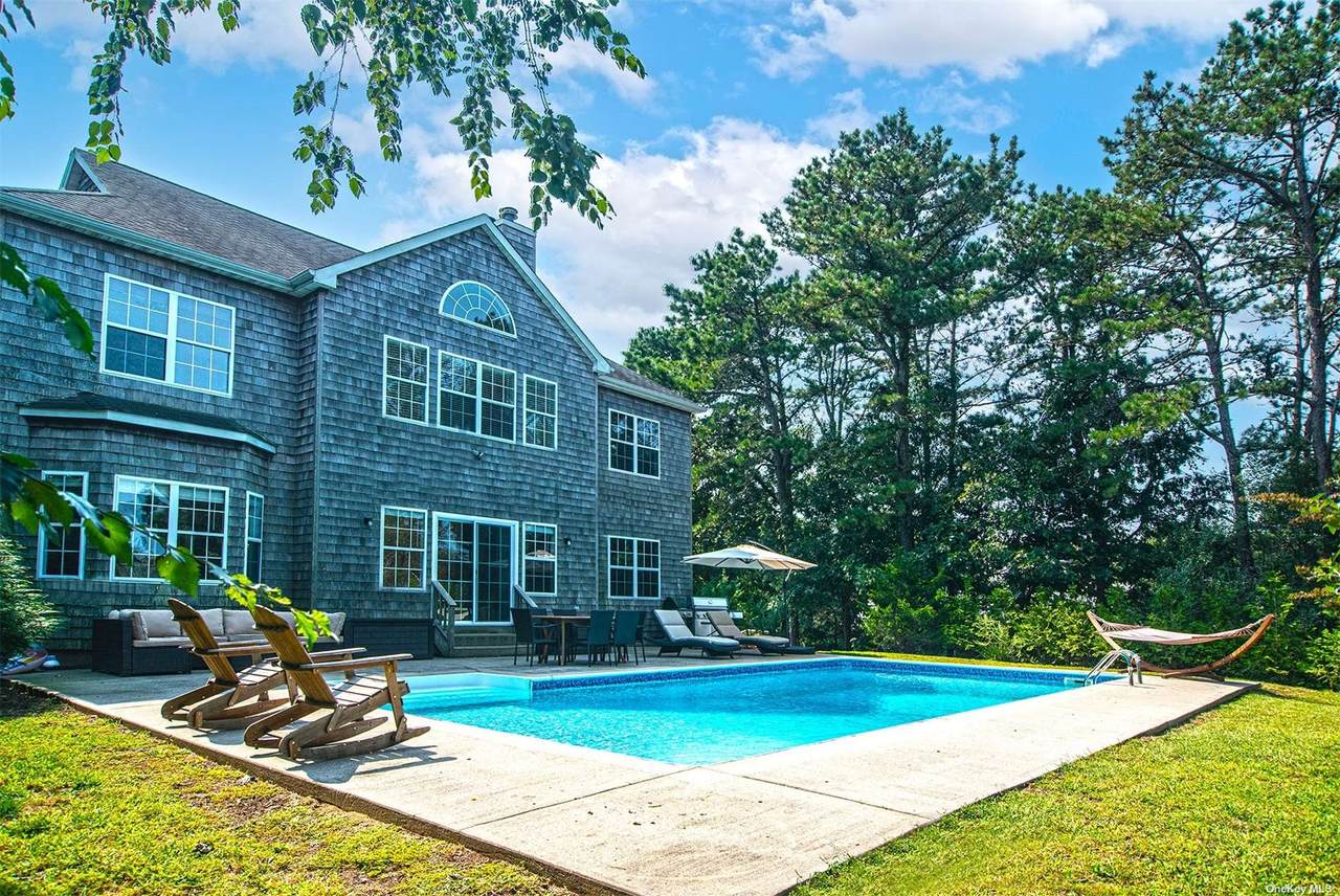 199 Shinnecock Hills Road - Photo 1