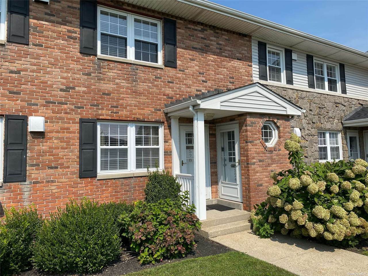 524 Kensington Lane - Photo 1