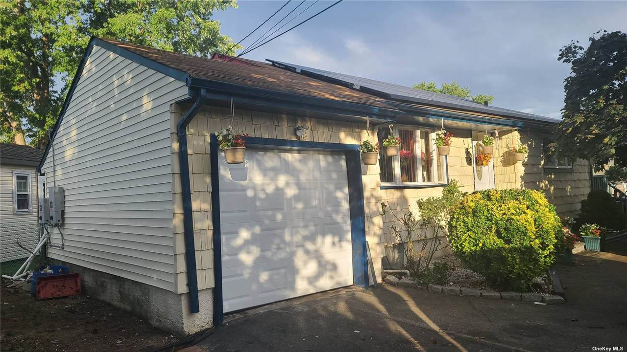189 Hilltop Drive - Photo 1