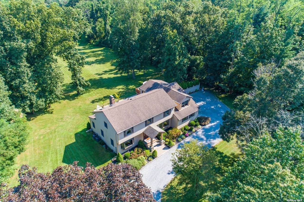 15 Grouse Lane - Photo 1
