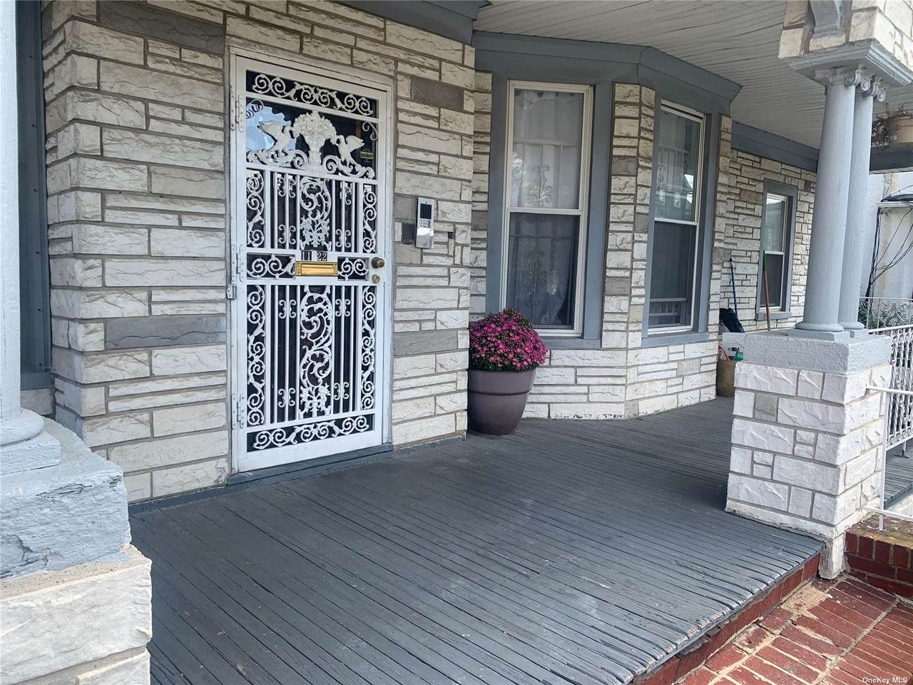 11-22 Grassmere Terrace - Photo 1