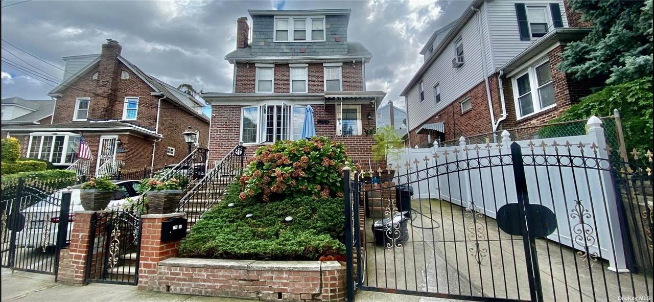 146-06 13th Avenue - Photo 1