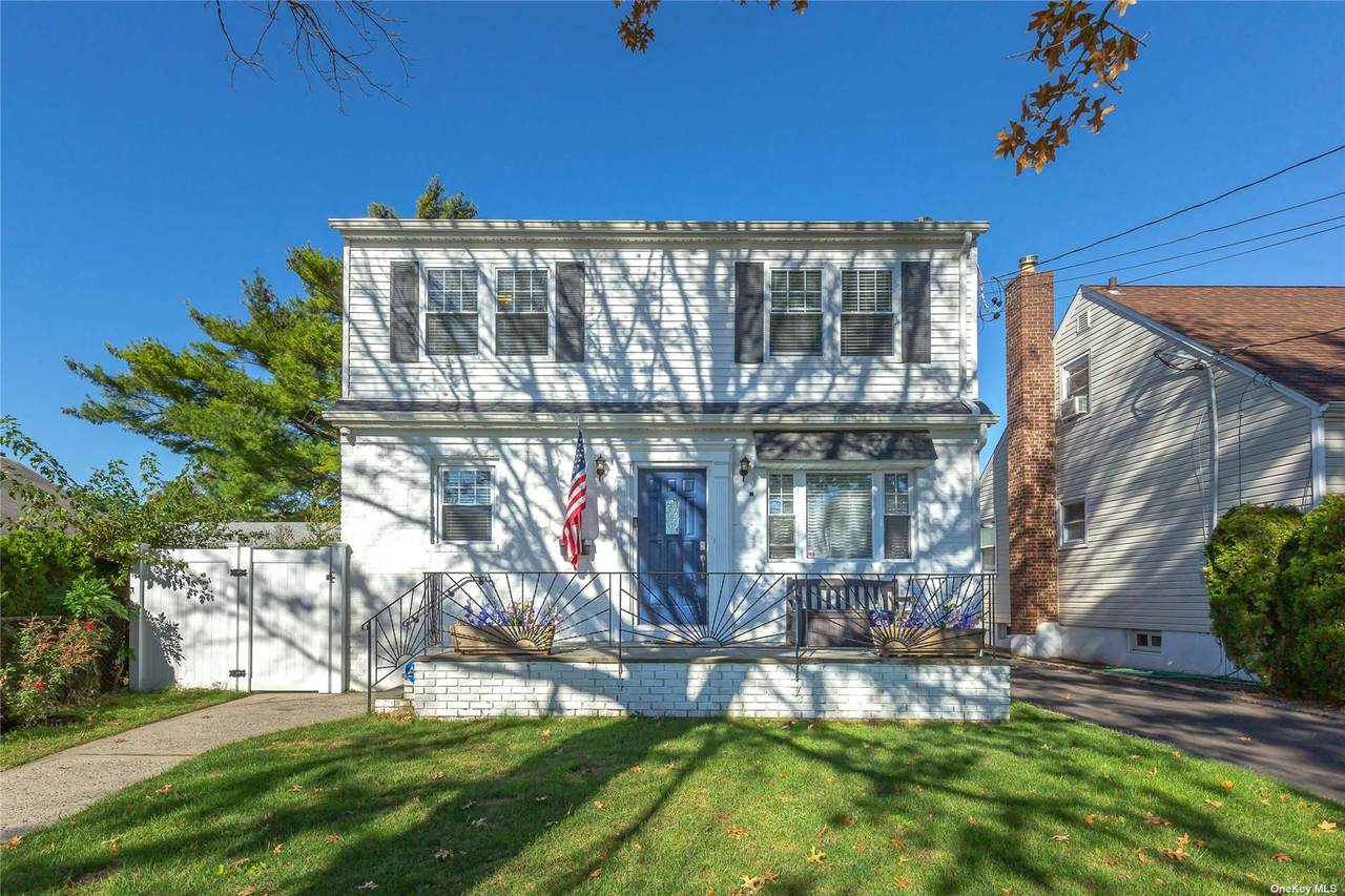 16 Melrose Street - Photo 1