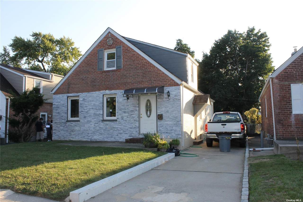 152 Roberta Street - Photo 1