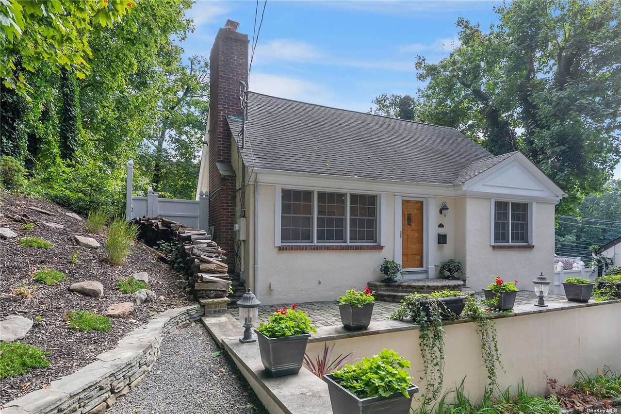 10 Fort Hill Road - Photo 1