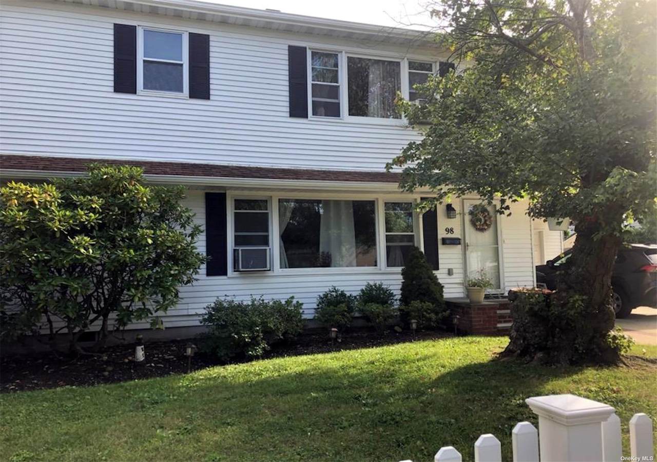 98 Shore Road - Photo 1