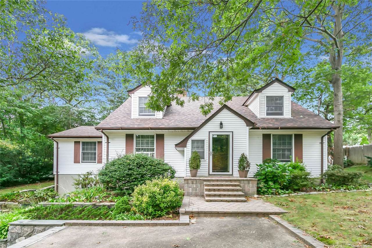 142 Berkshire Drive - Photo 1