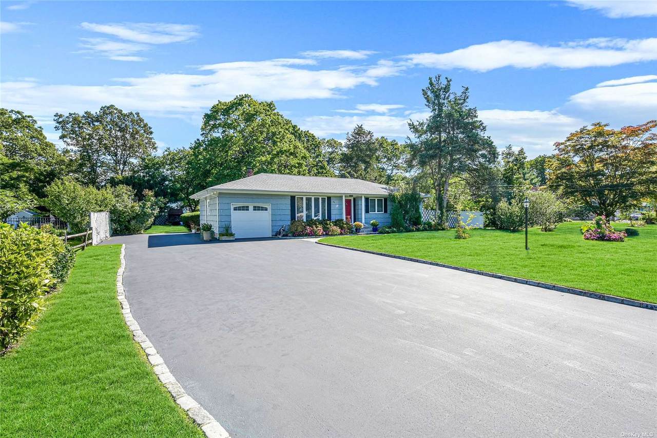 35 Frances Boulevard - Photo 1