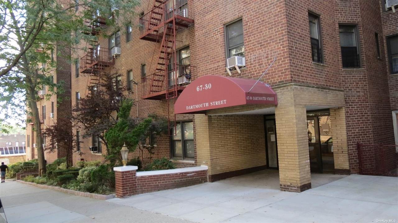 67-30 Dartmouth Street - Photo 1