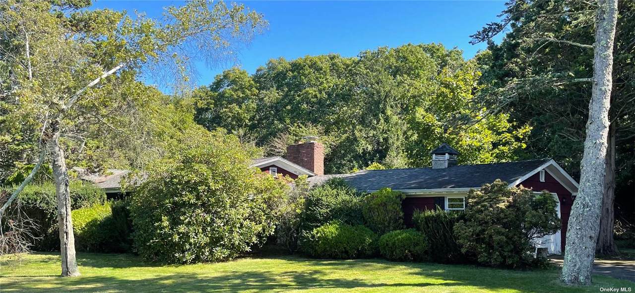 36 Tuttle Avenue - Photo 1