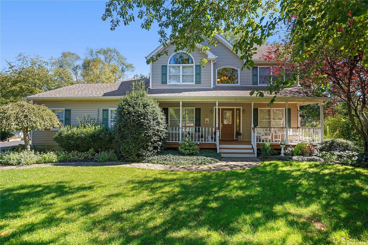 750 Cedar Drive - Photo 1