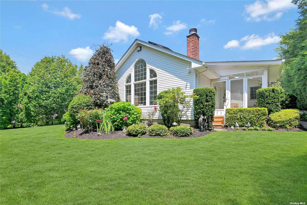 24 Crescent Beach Drive - Photo 1