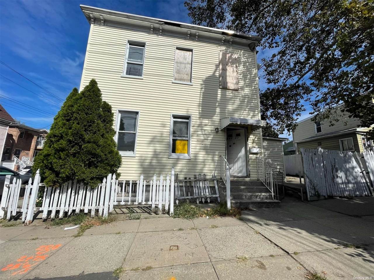 120-01 18th Avenue - Photo 1