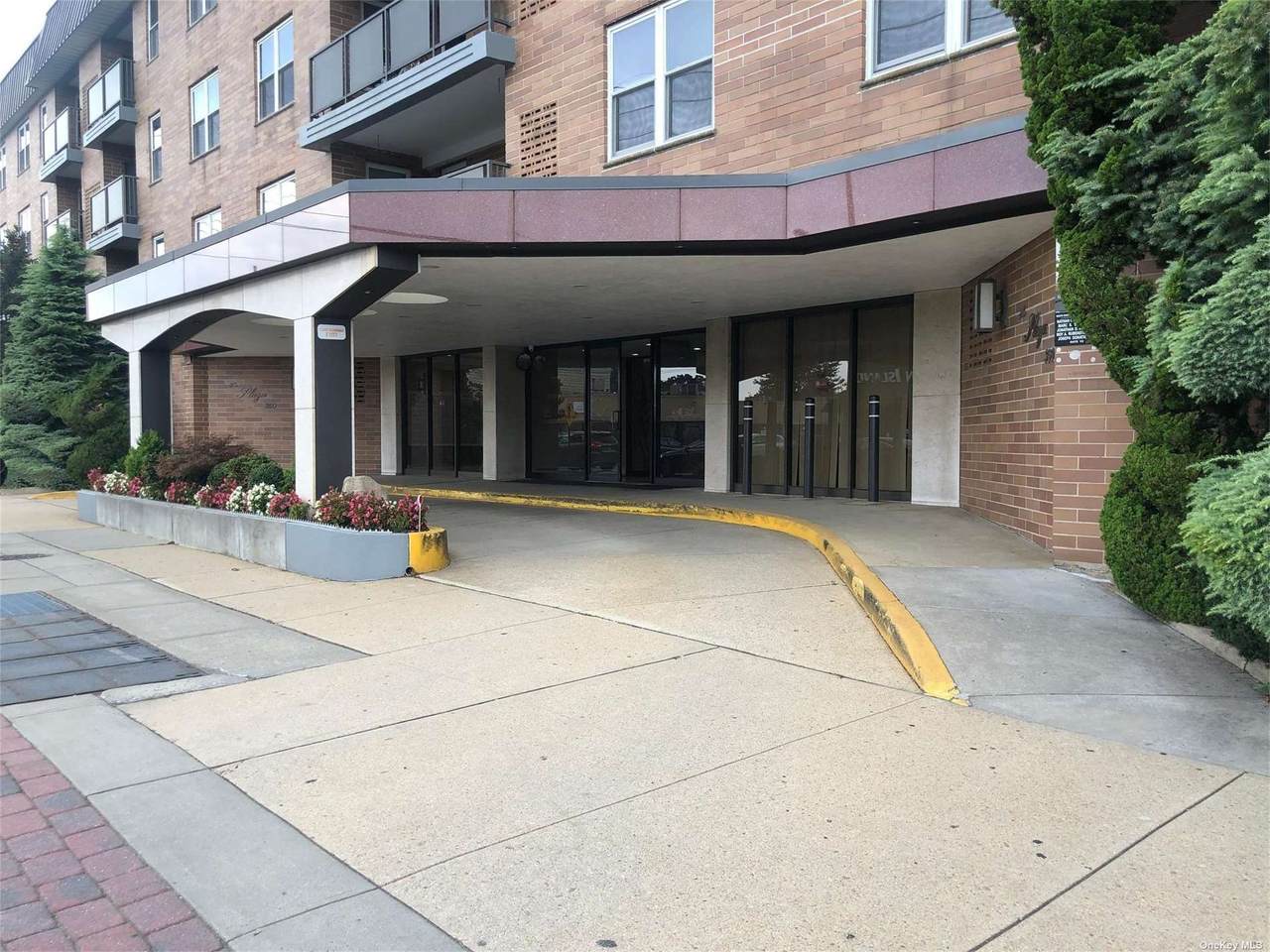 360 Central Ave - Photo 1