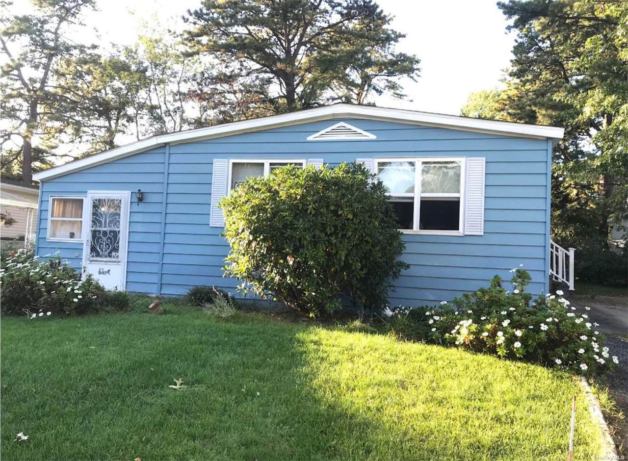 525-129 Riverleigh Avenue - Photo 1