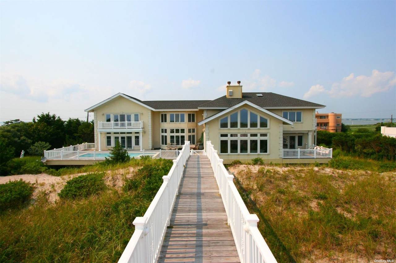 605 Dune Road - Photo 1