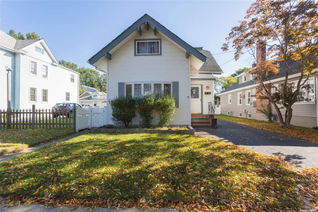 47 Holland Avenue - Photo 1